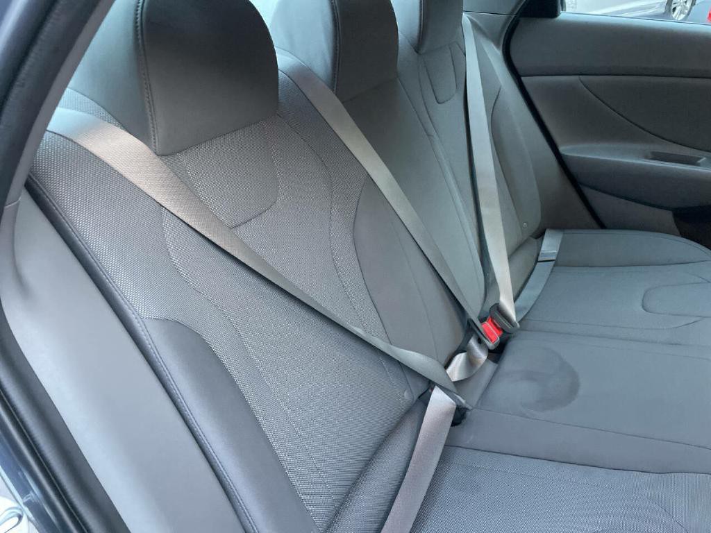 2023 Hyundai Elantra Image 26