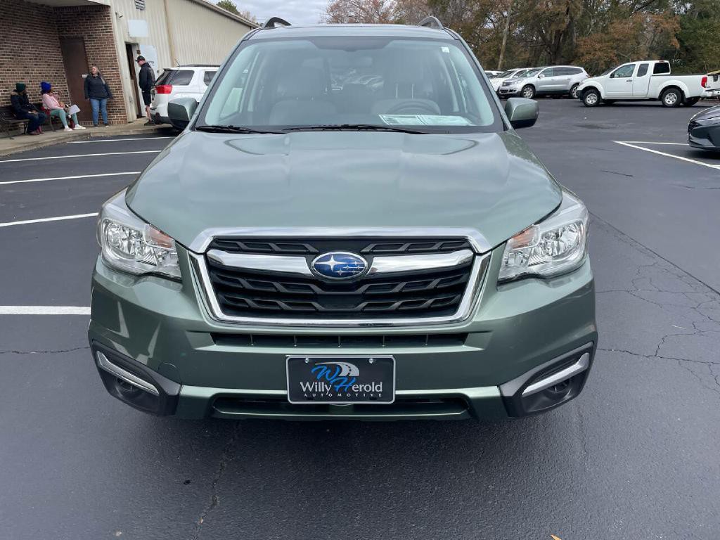 2017 Subaru Forester Image 3