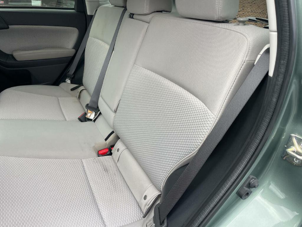 2017 Subaru Forester Image 22