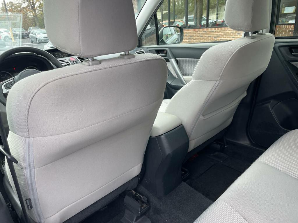 2017 Subaru Forester Image 23