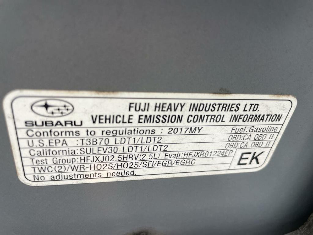 2017 Subaru Forester Image 32