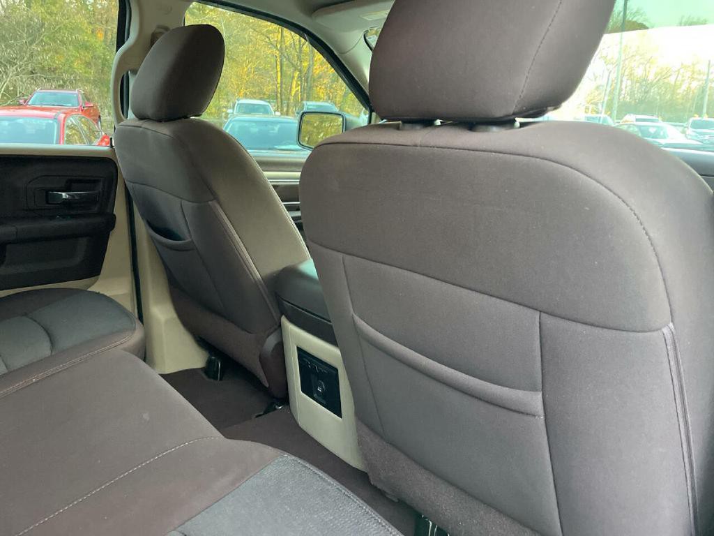 2013 RAM 1500 Image 28