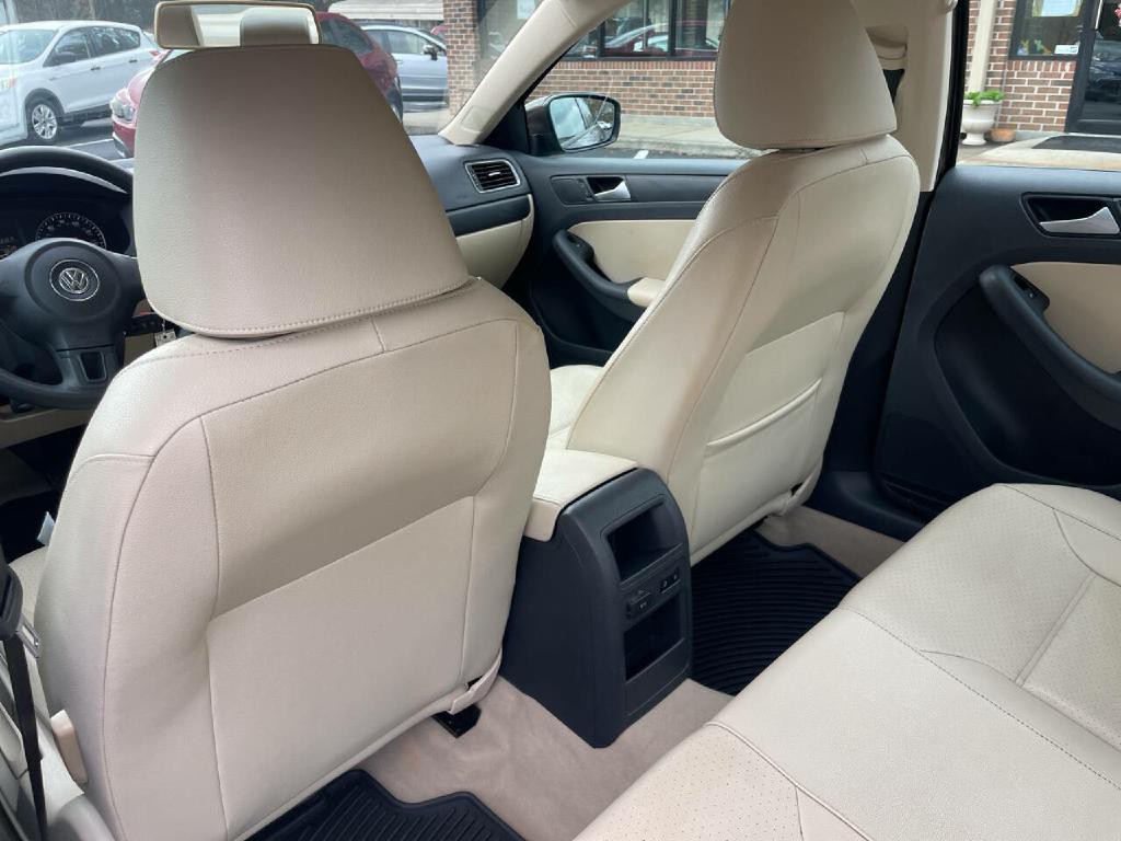 2014 Volkswagen Jetta Image 15