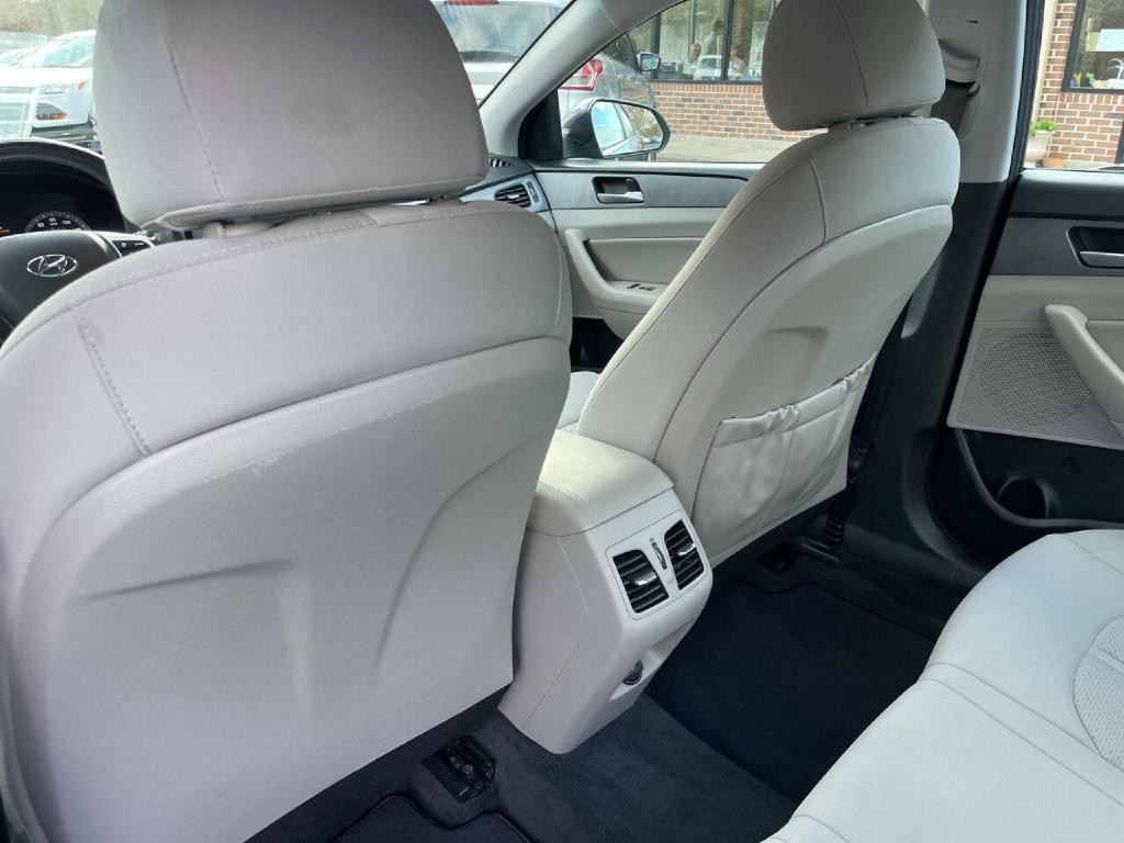 2019 Hyundai Sonata Image 24