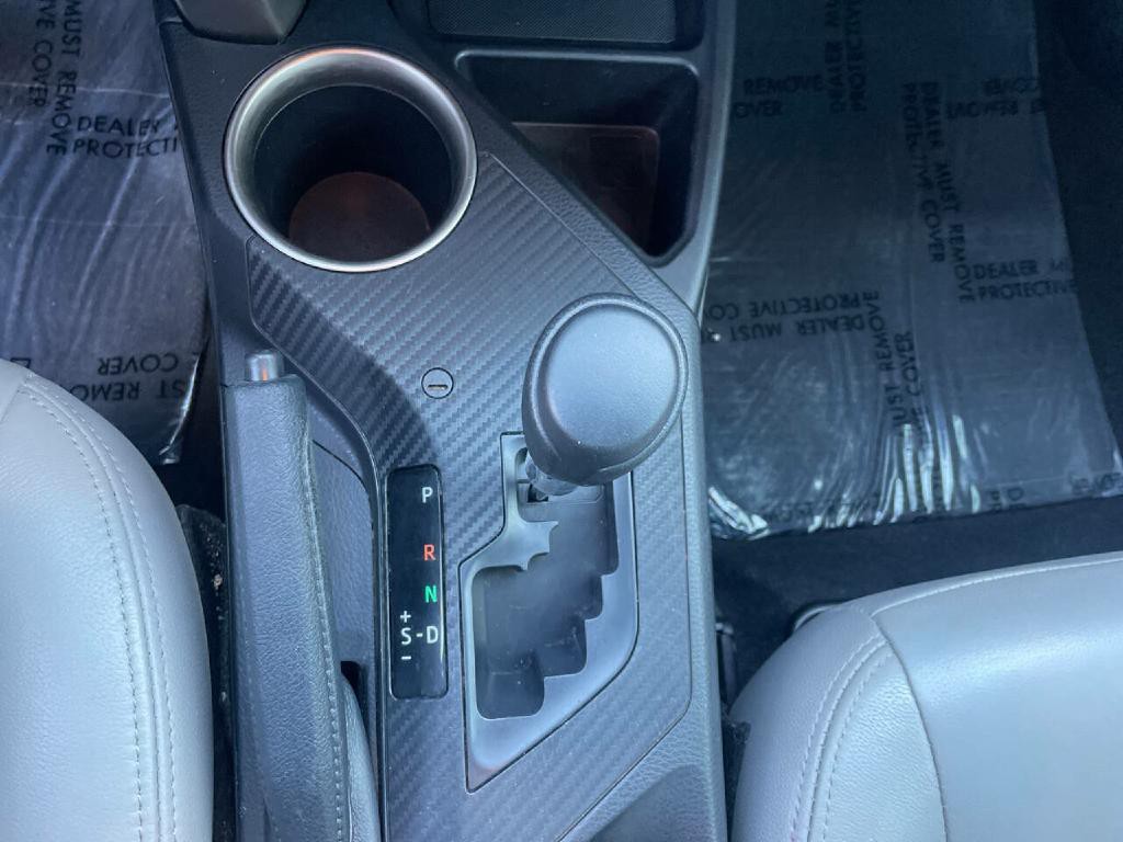 2015 Toyota Rav4 Image 17