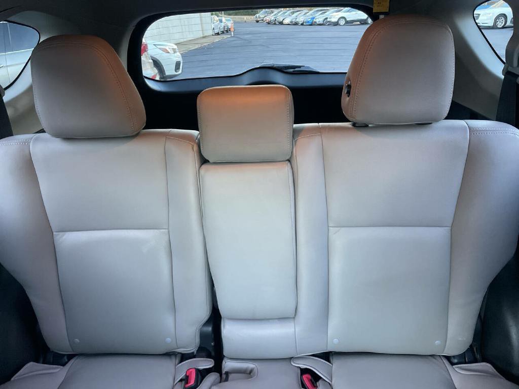 2015 Toyota Rav4 Image 21