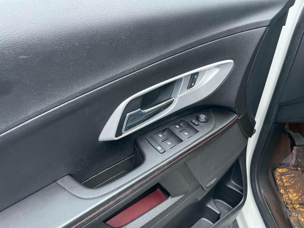 2015 Chevrolet Equinox Image 11