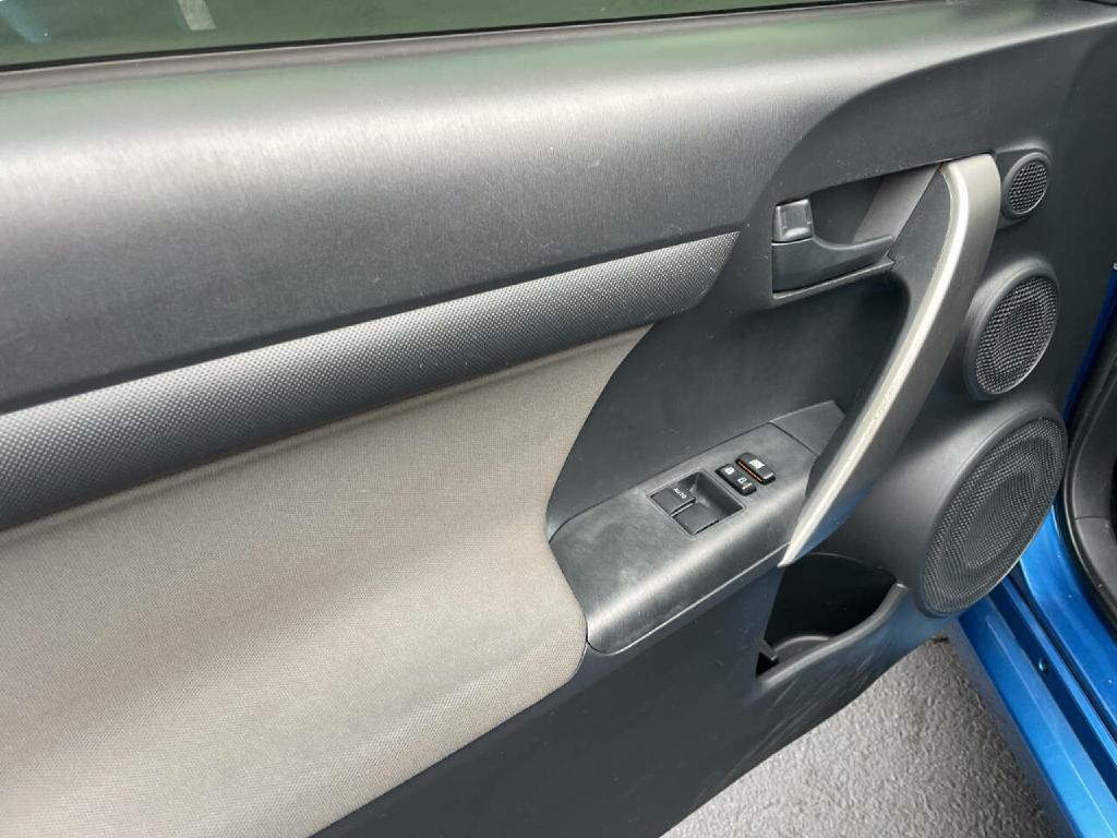 2015 Scion tC Image 11