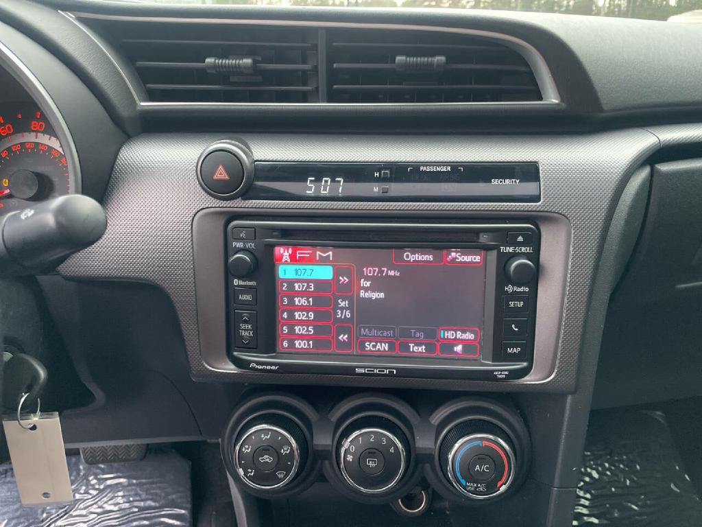 2015 Scion tC Image 16