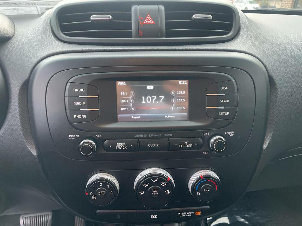 2016 Kia Soul Image 17