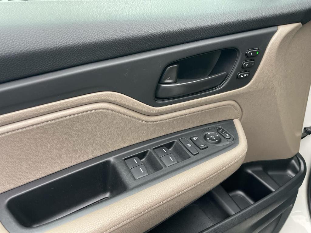 2018 Honda Odyssey Image 13