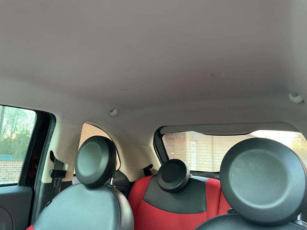 2016 FIAT 500 Image 19