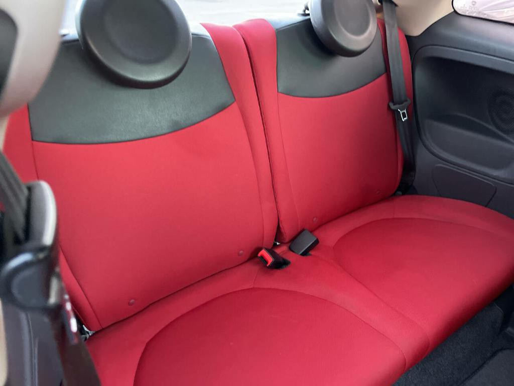2016 FIAT 500 Image 22