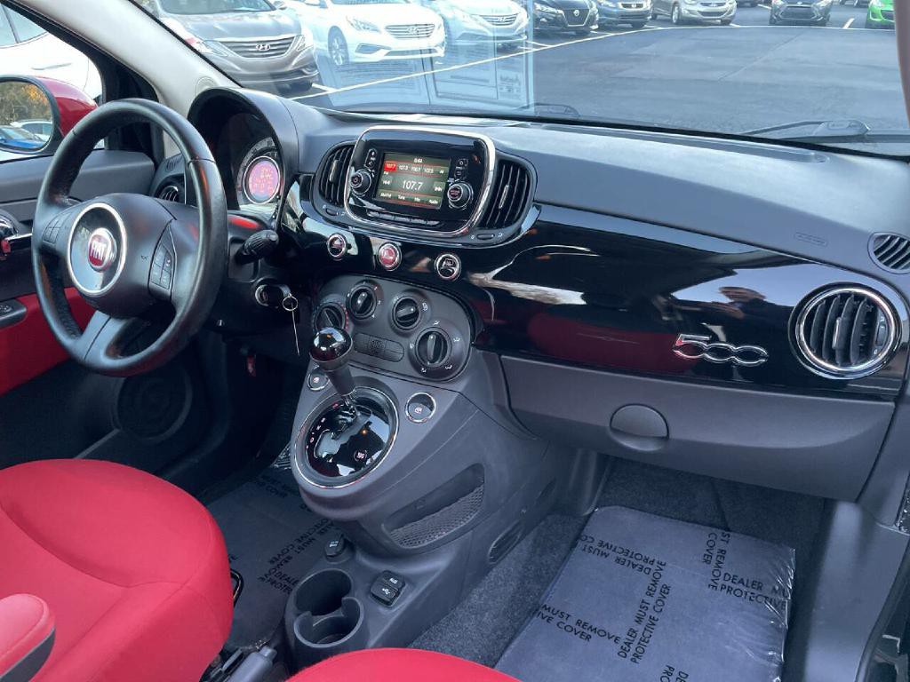 2016 FIAT 500 Image 25