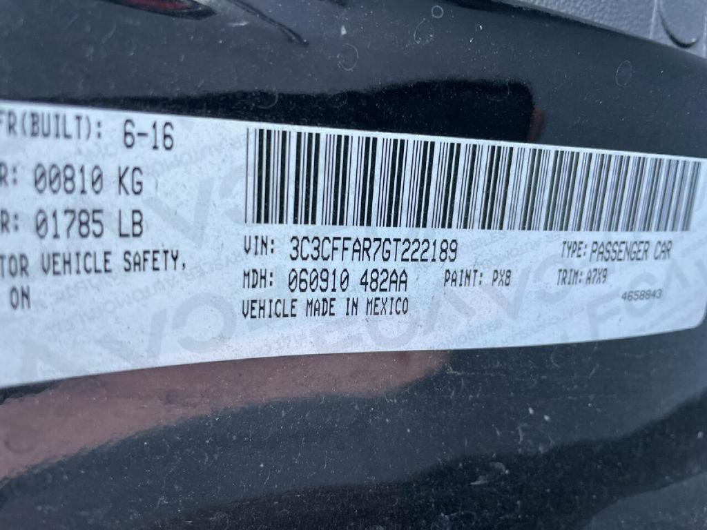 2016 FIAT 500 Image 26