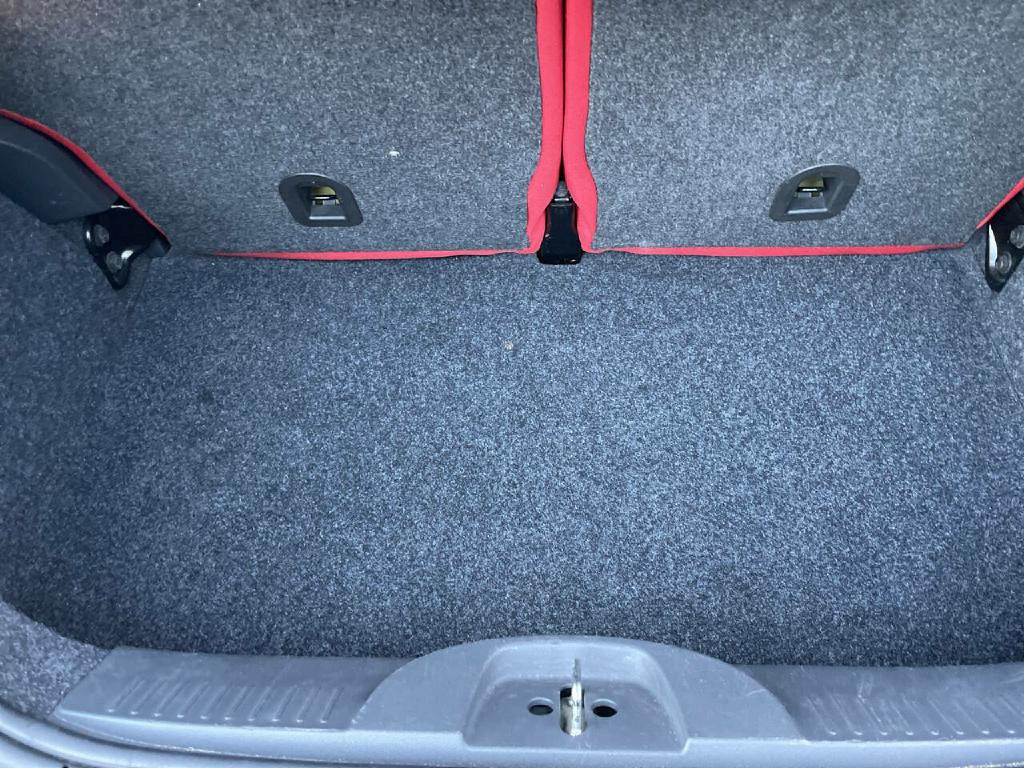 2016 FIAT 500 Image 27