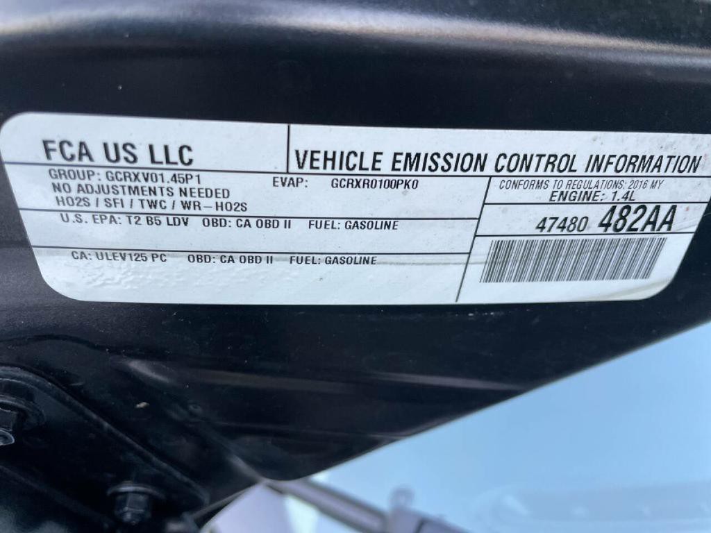 2016 FIAT 500 Image 29