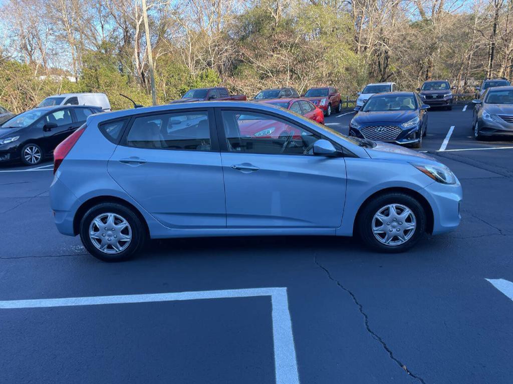 2014 Hyundai Accent Image 6