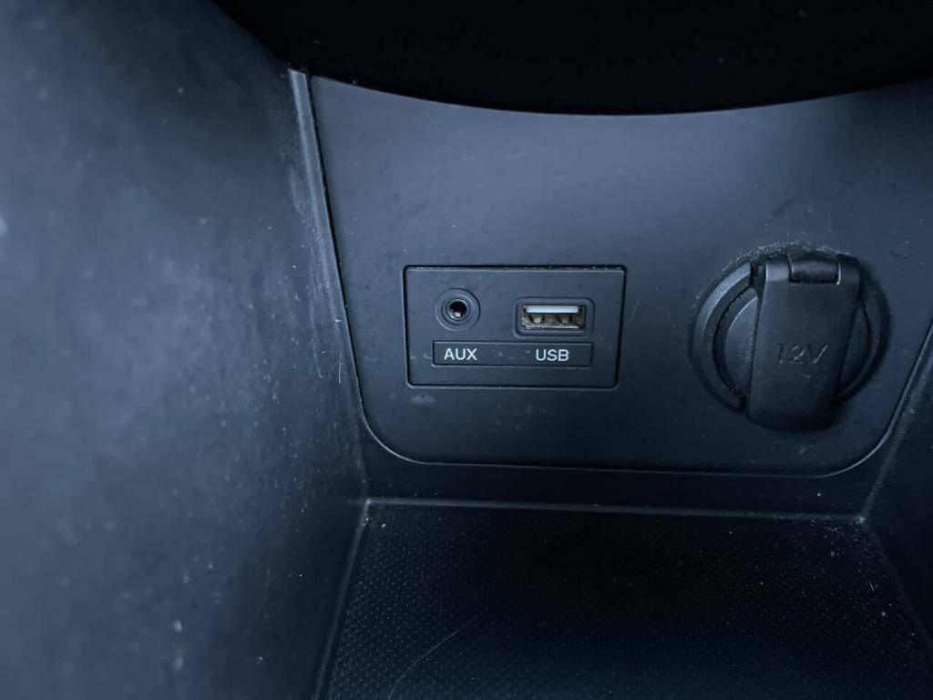 2014 Hyundai Accent Image 18