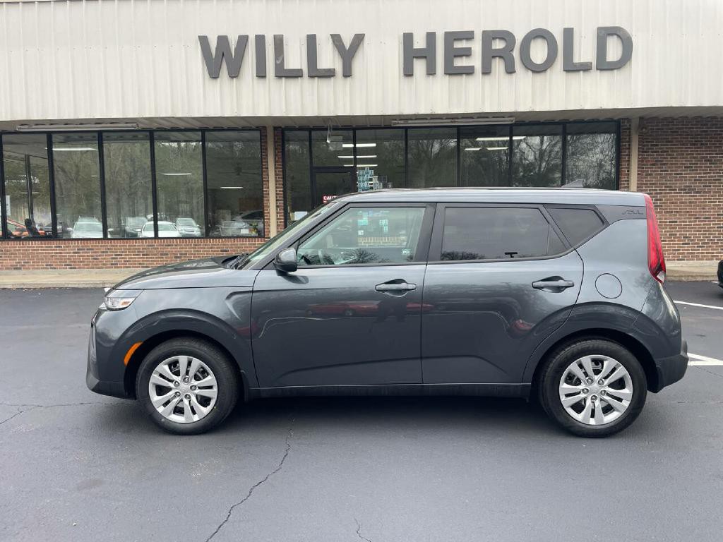 2020 Kia Soul Image 1