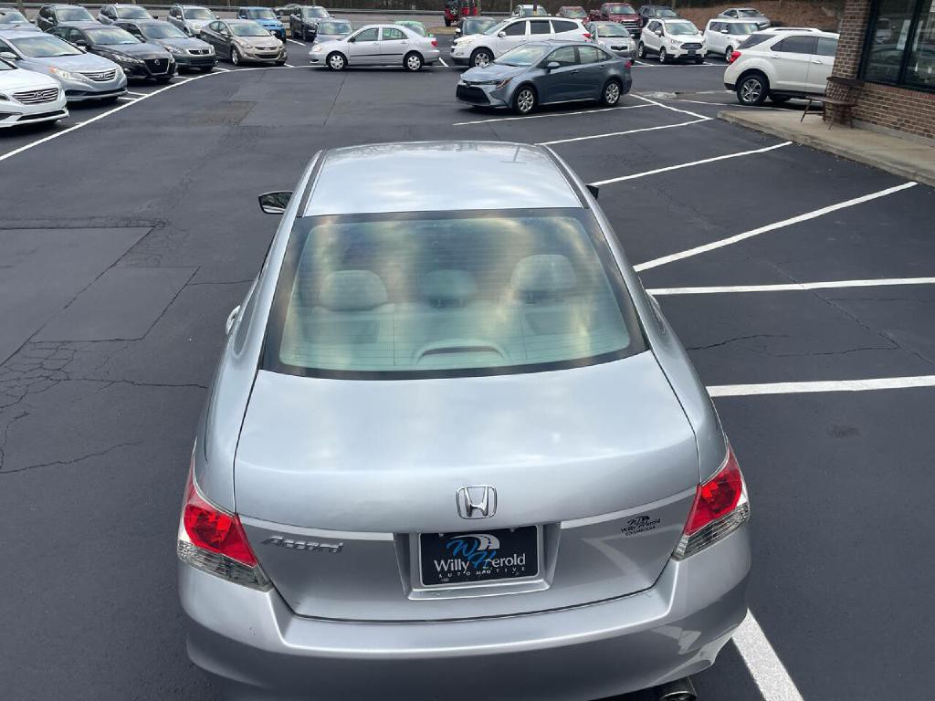 2010 Honda Accord Image 11