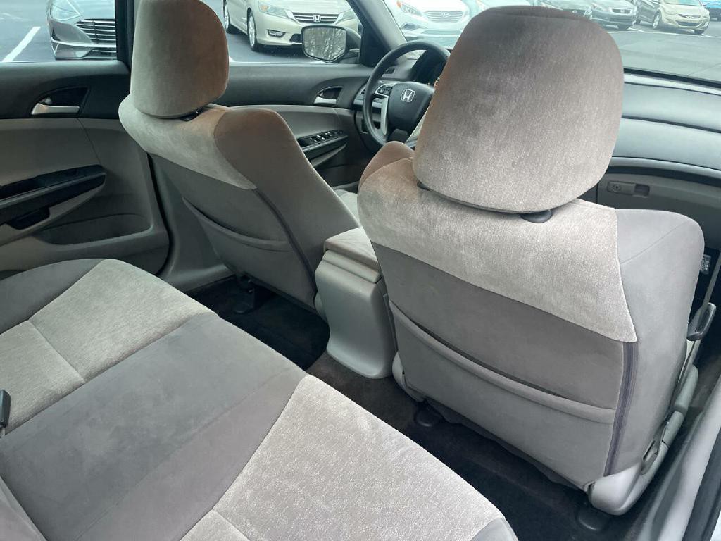 2010 Honda Accord Image 24