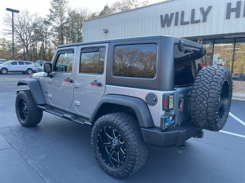 2017 Jeep Wrangler Unlimited Image 8