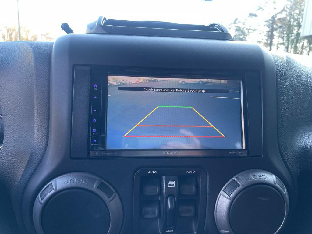 2017 Jeep Wrangler Unlimited Image 16