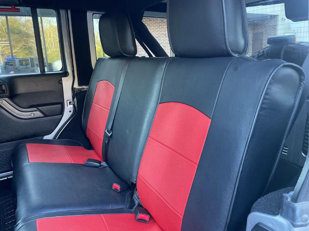 2017 Jeep Wrangler Unlimited Image 20