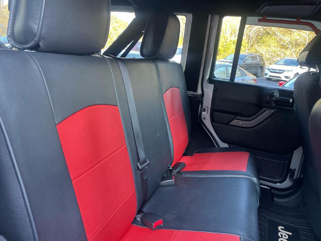 2017 Jeep Wrangler Unlimited Image 21