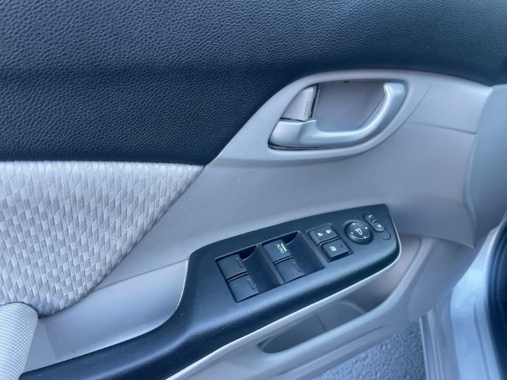 2015 Honda Civic Image 10