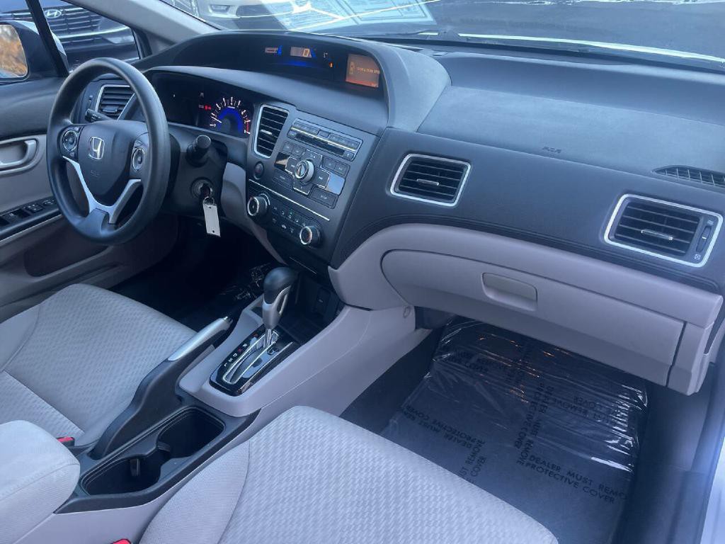 2015 Honda Civic Image 27