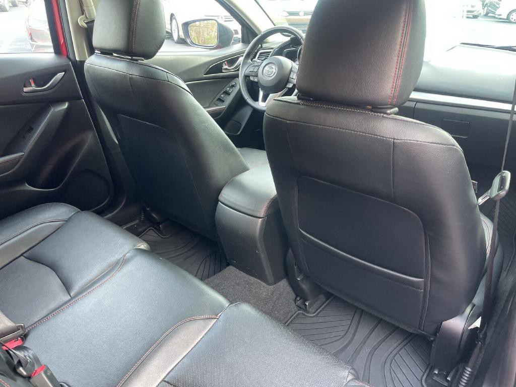 2015 Mazda Mazda3 Image 29