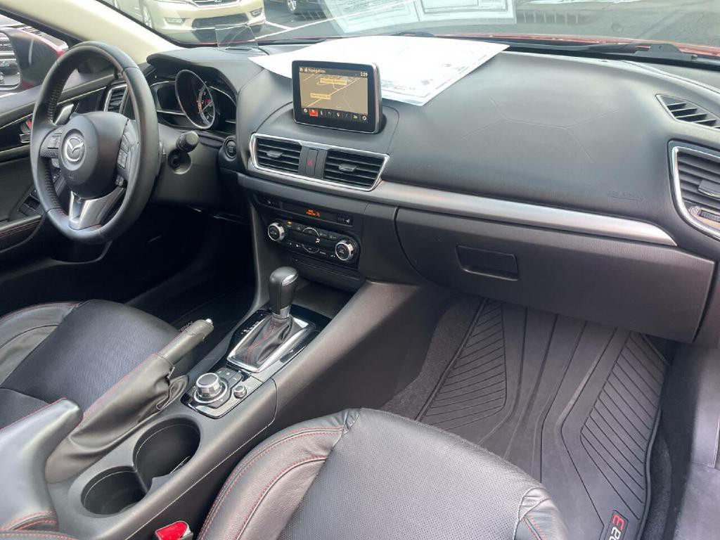 2015 Mazda Mazda3 Image 31