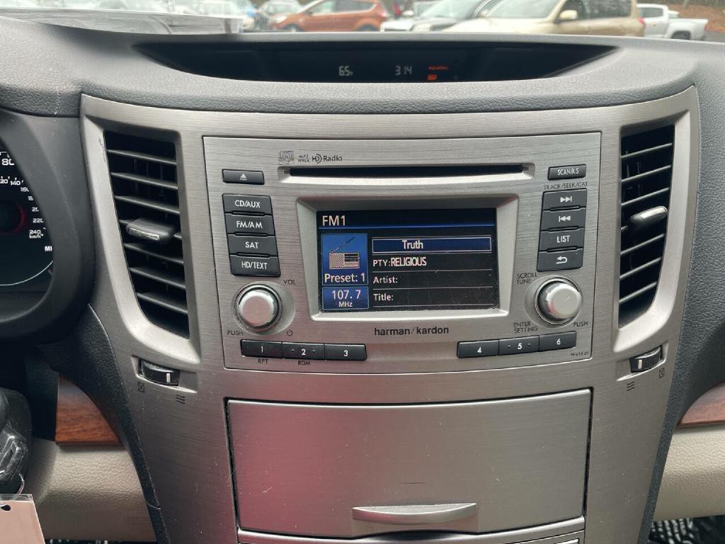 2013 Subaru Outback Image 17