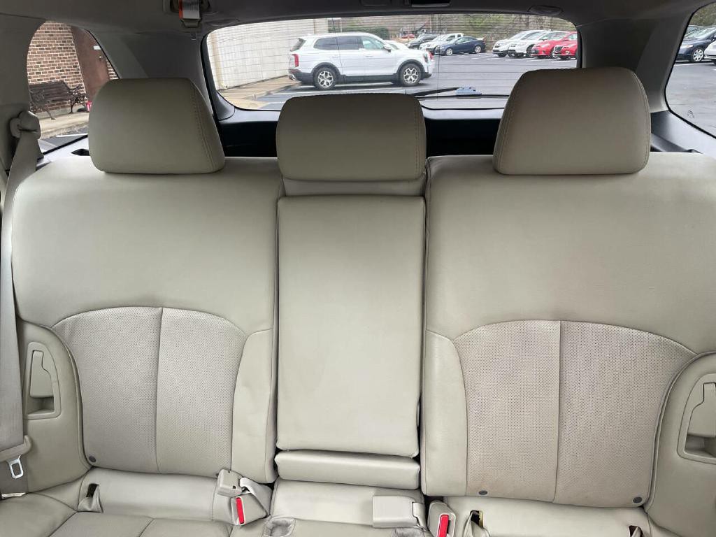 2013 Subaru Outback Image 22