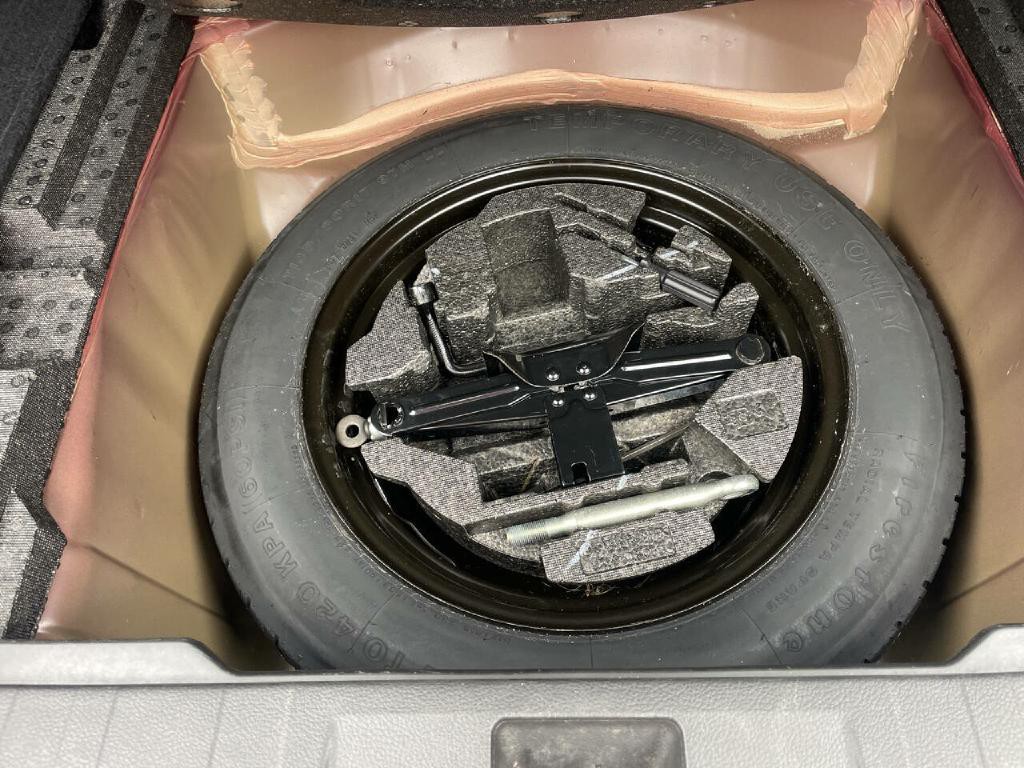 2013 Subaru Outback Image 30