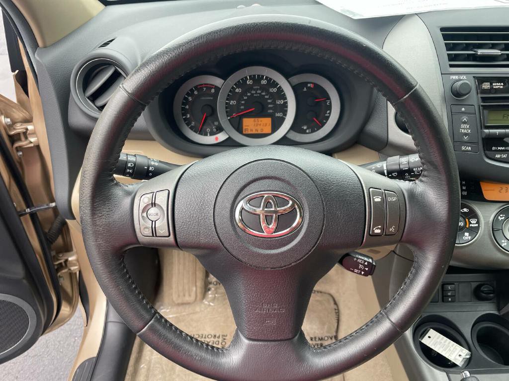 2011 Toyota Rav4 Image 17
