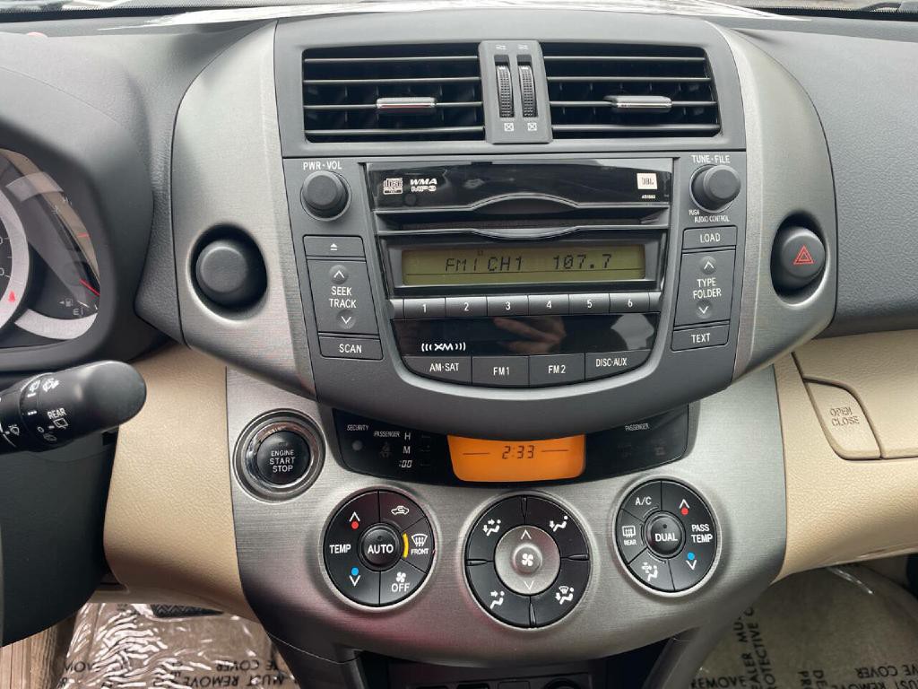 2011 Toyota Rav4 Image 18