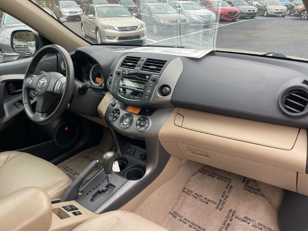 2011 Toyota Rav4 Image 29
