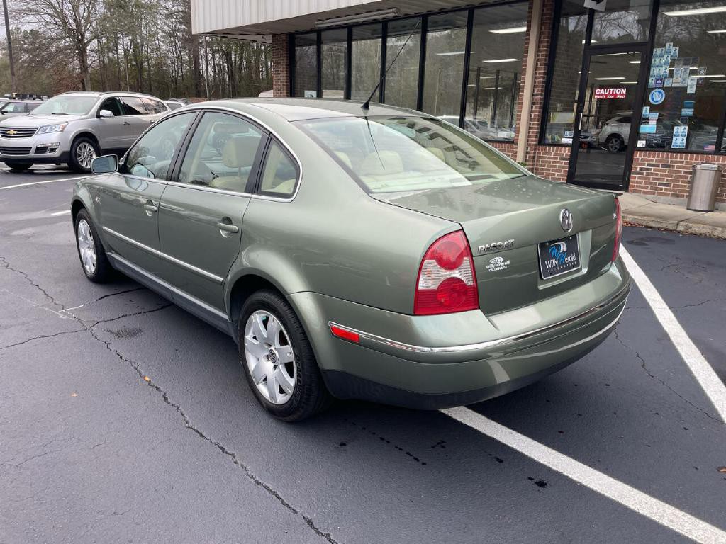 2003 Volkswagen Passat Image 8