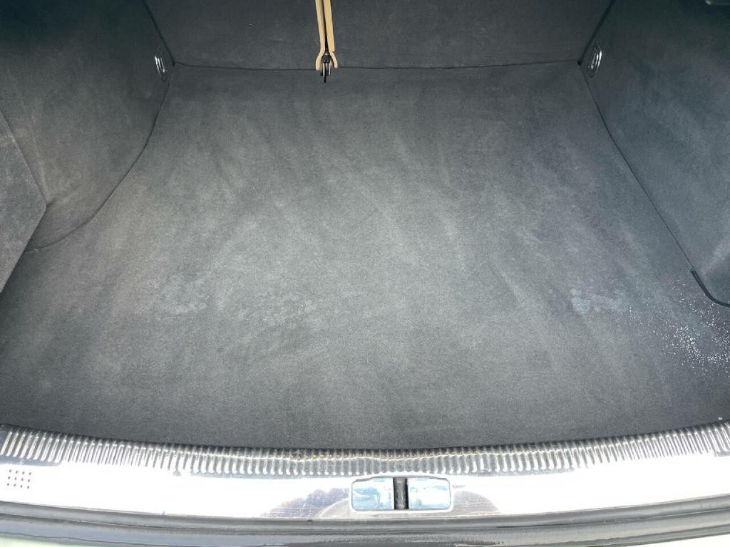 2003 Volkswagen Passat Image 26