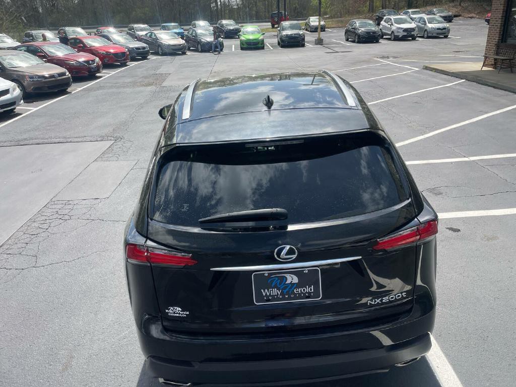 2015 Lexus NX 200t Image 9