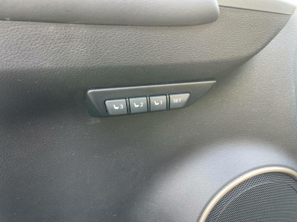 2015 Lexus NX 200t Image 12