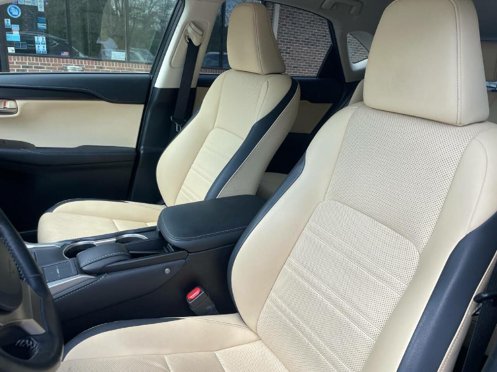 2015 Lexus NX 200t Image 13