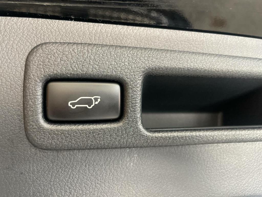 2015 Lexus NX 200t Image 35