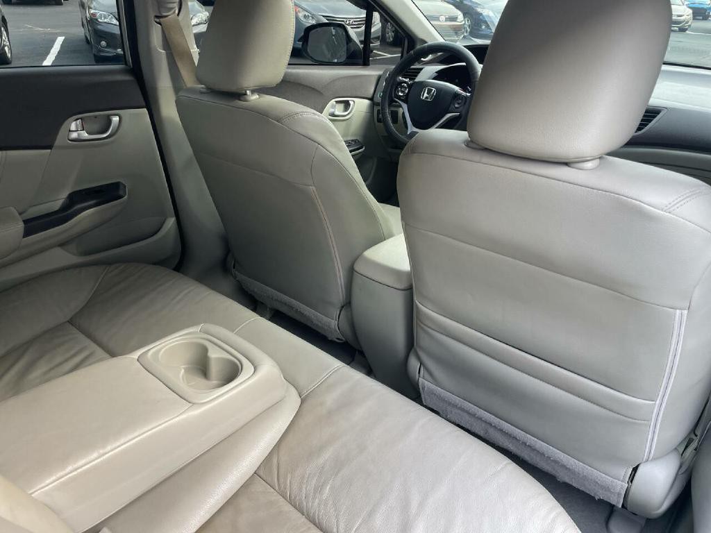 2012 Honda Civic Image 25