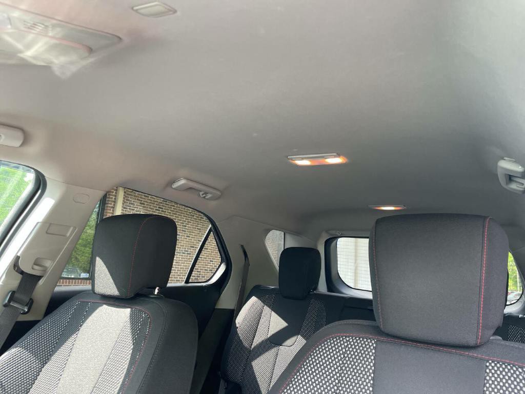 2017 Chevrolet Equinox Image 19