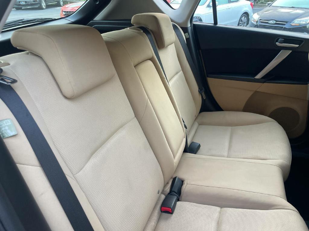 2010 Mazda Mazda3 Image 23