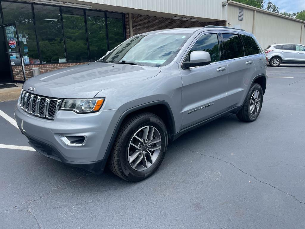 2020 Jeep Grand Cherokee Image 2